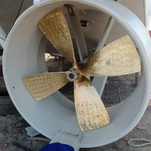 پروانه با سیستم رانش کورت نازل